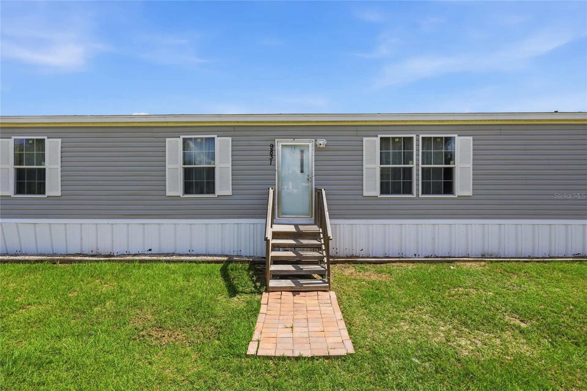 9831 NE 100th Street Archer FL 32618