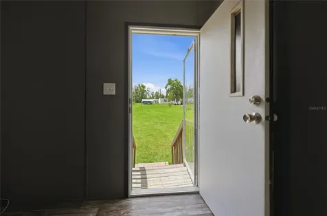 9831 NE 100th Street Archer FL 32618