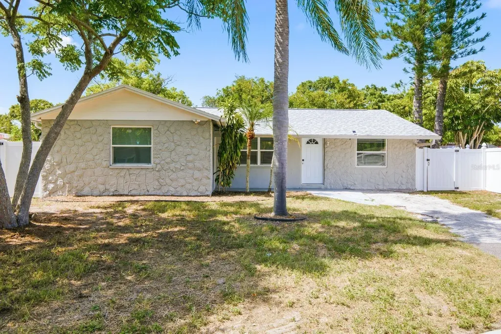 1119 17th Avenue SW Largo FL 33778