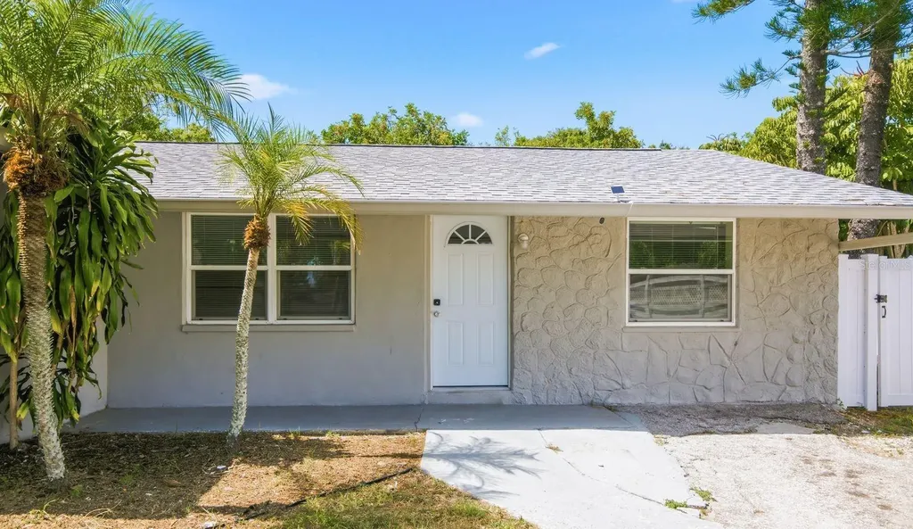 1119 17th Avenue SW Largo FL 33778