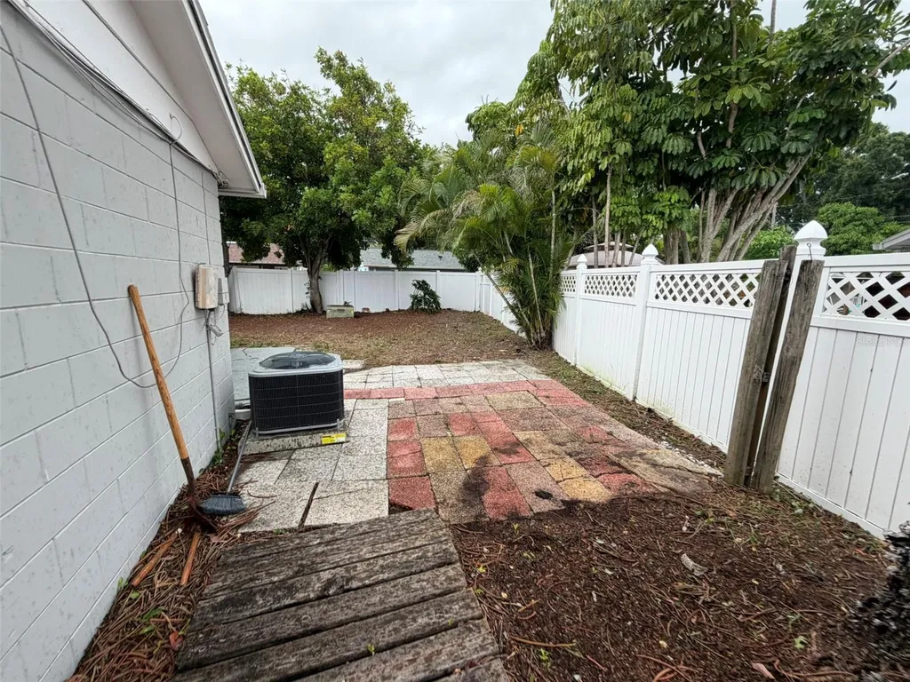 1119 17th Avenue SW Largo FL 33778
