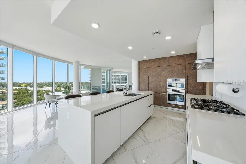 2900 W Bay To Bay Boulevard Tampa FL 33629