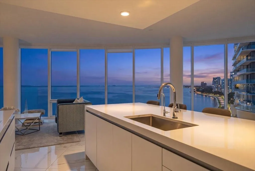 2900 W Bay To Bay Boulevard Tampa FL 33629