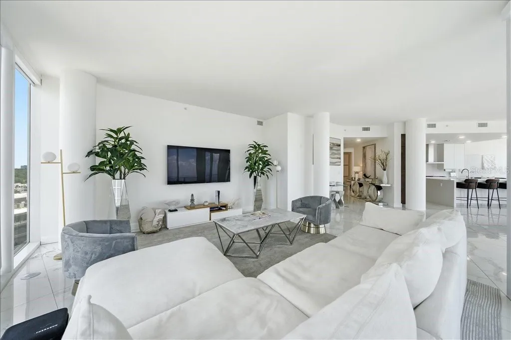 2900 W Bay To Bay Boulevard Tampa FL 33629