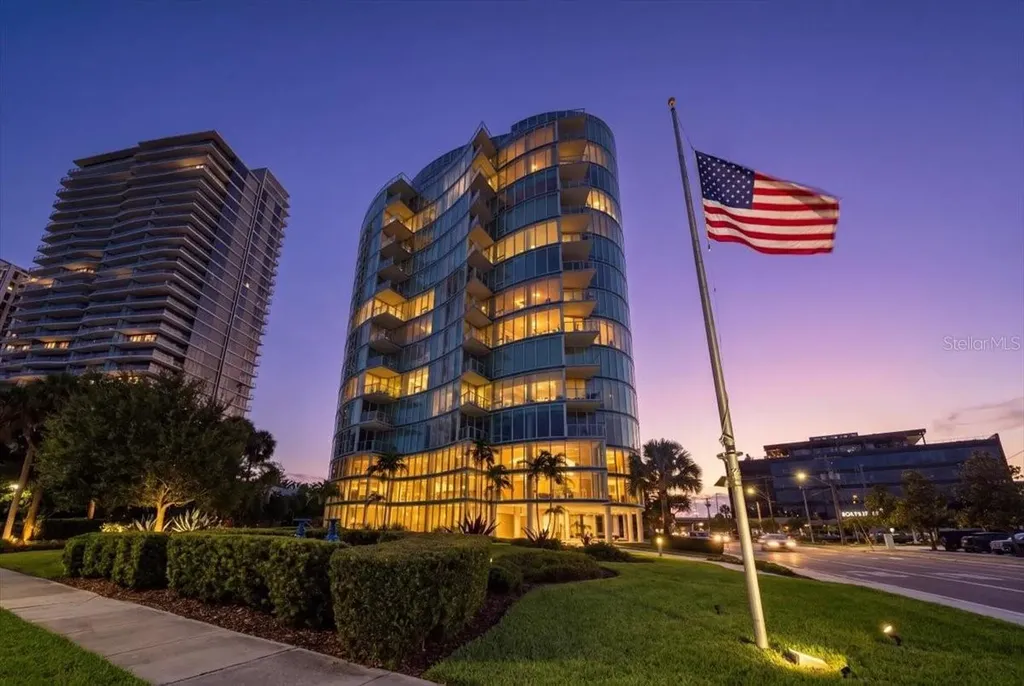 2900 W Bay To Bay Boulevard Tampa FL 33629