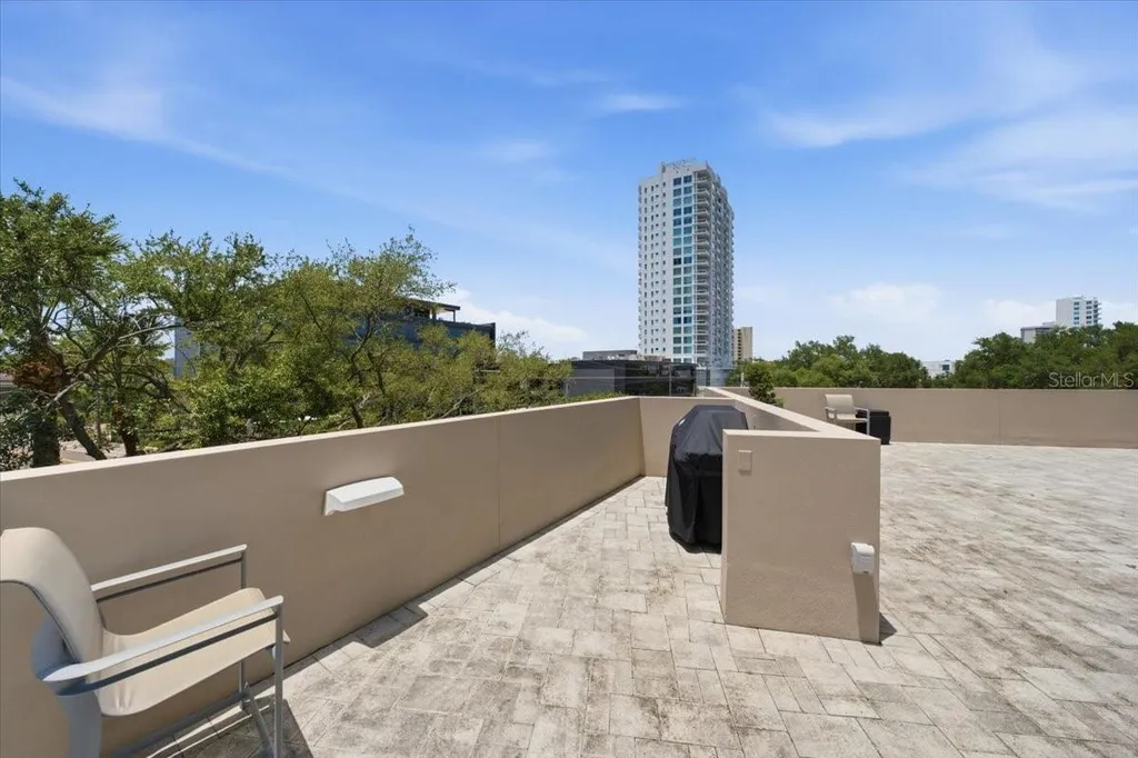 2900 W Bay To Bay Boulevard Tampa FL 33629