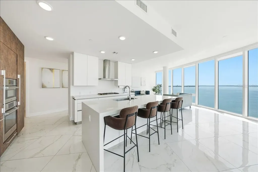 2900 W Bay To Bay Boulevard Tampa FL 33629