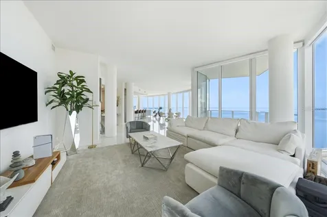2900 W Bay To Bay Boulevard Tampa FL 33629