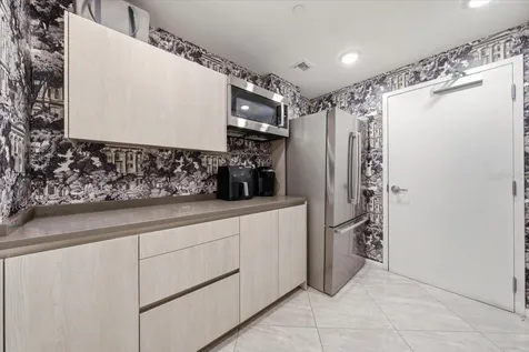2900 W Bay To Bay Boulevard Tampa FL 33629