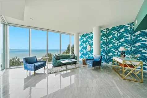2900 W Bay To Bay Boulevard Tampa FL 33629