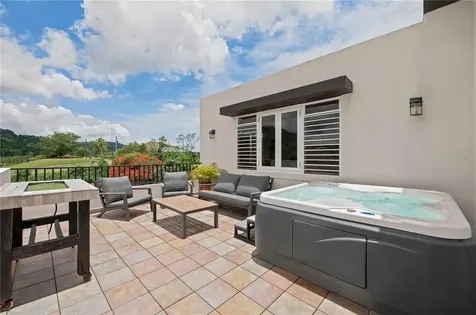 LOT-7 Mameyes I, Hacienda Panorama Luquillo PR 00773
