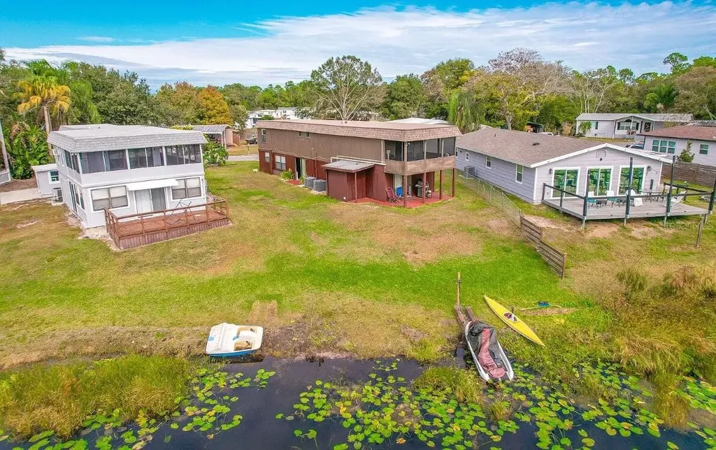 358 1st Avenue N Lake Wales FL 33859