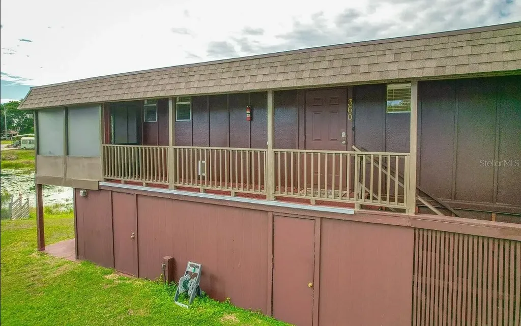 358 1st Avenue N Lake Wales FL 33859