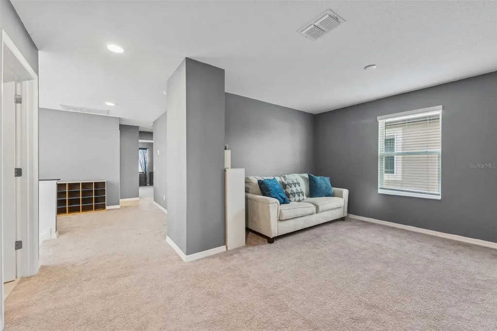 3047 Adams Cross Drive Zephyrhills FL 33540