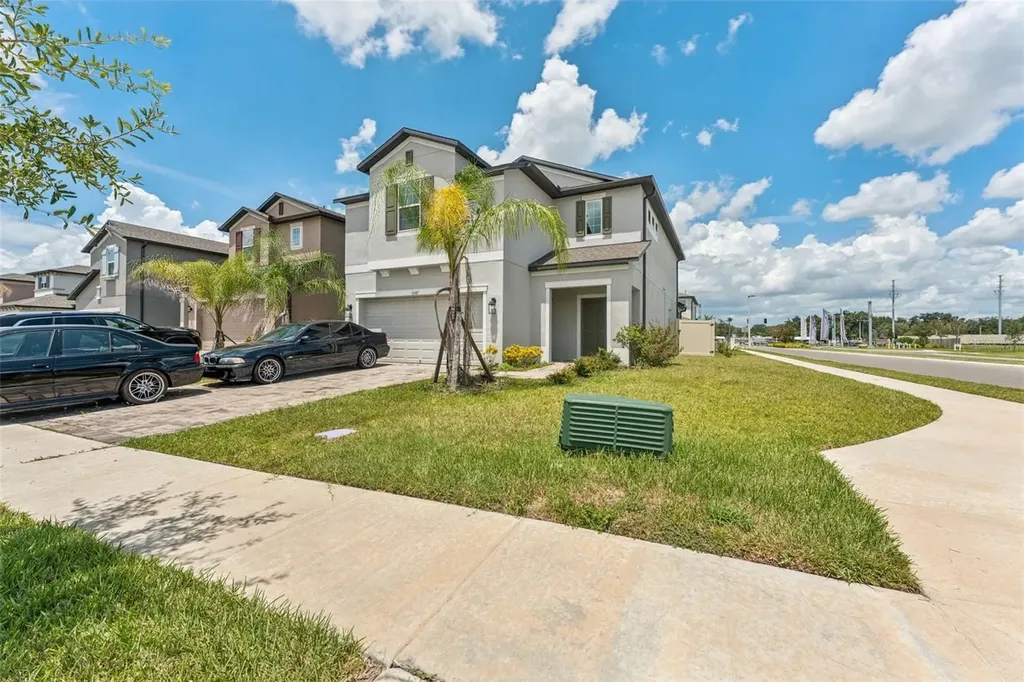 3047 Adams Cross Drive Zephyrhills FL 33540