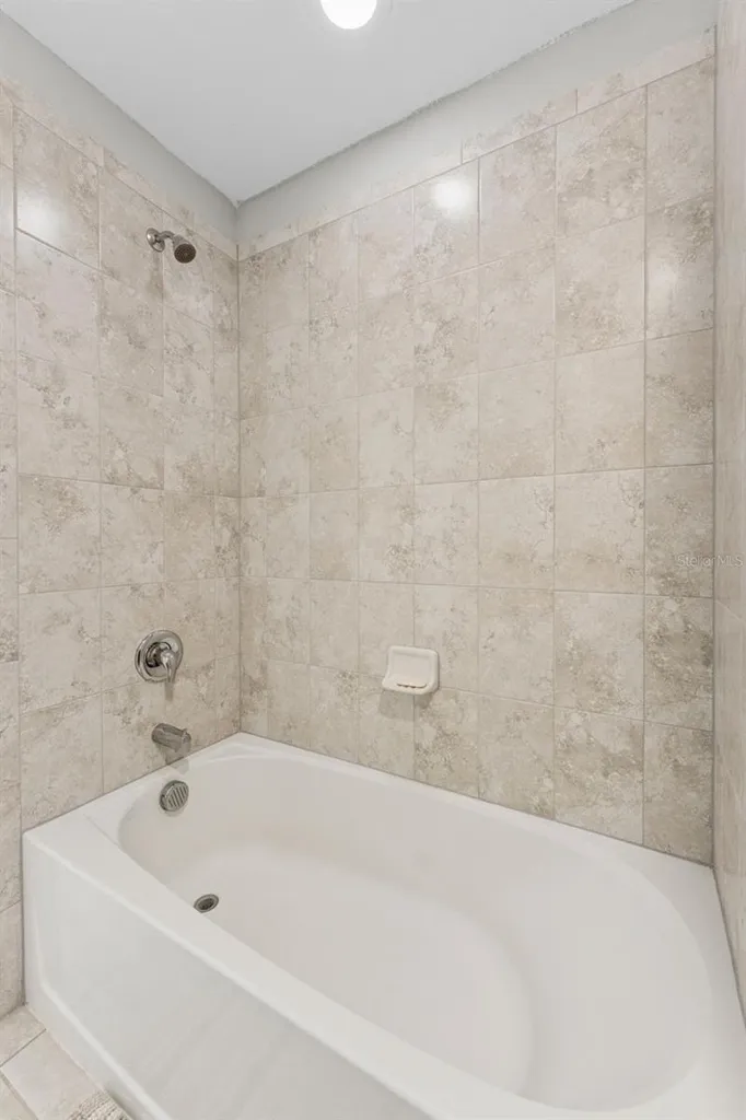 3047 Adams Cross Drive Zephyrhills FL 33540