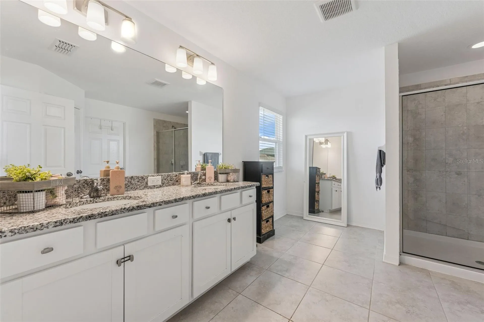 3047 Adams Cross Drive Zephyrhills FL 33540