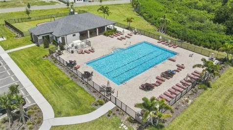 3047 Adams Cross Drive Zephyrhills FL 33540