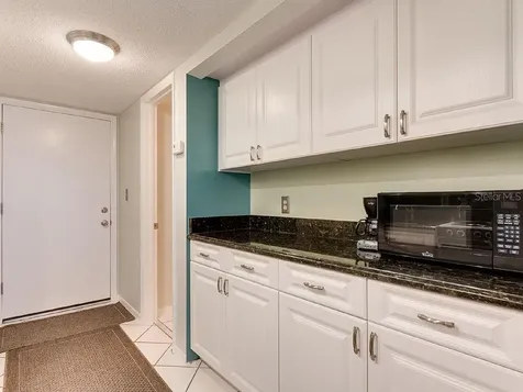 4725 Cove Circle St Petersburg FL 33708