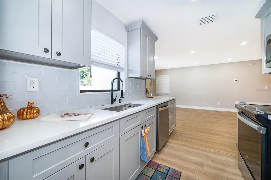 4522 Fetrow Drive Orlando FL 32812