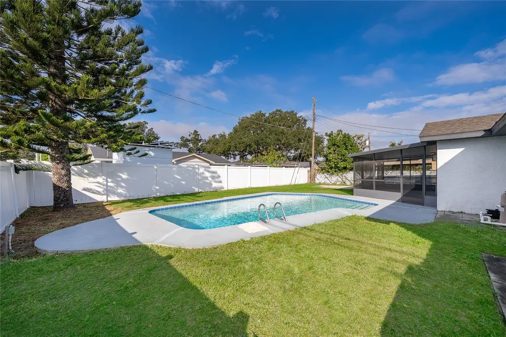 4522 Fetrow Drive Orlando FL 32812
