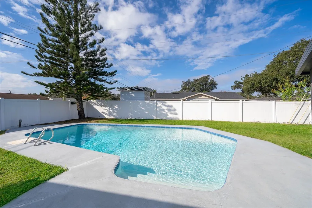 4522 Fetrow Drive Orlando FL 32812