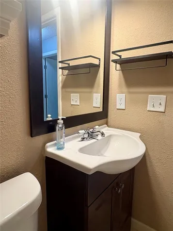 1021 Alpug Avenue Oviedo FL 32765