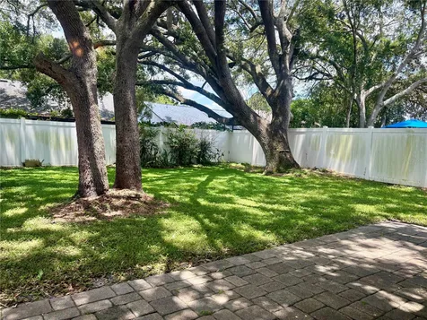 1021 Alpug Avenue Oviedo FL 32765