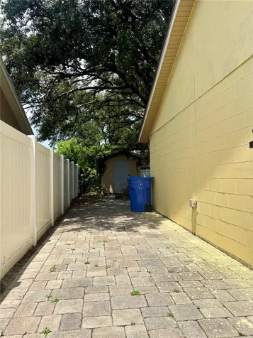 1021 Alpug Avenue Oviedo FL 32765