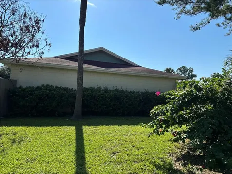 39 Lago Mesa Way Kissimmee FL 34743