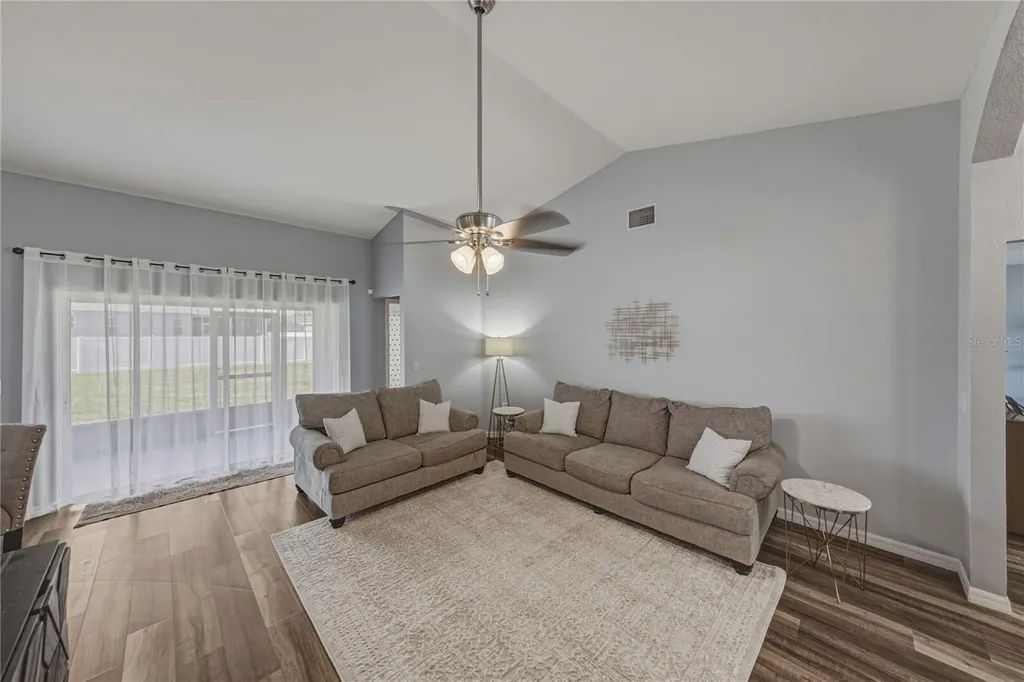 2734 Stonewood Drive Lakeland FL 33810