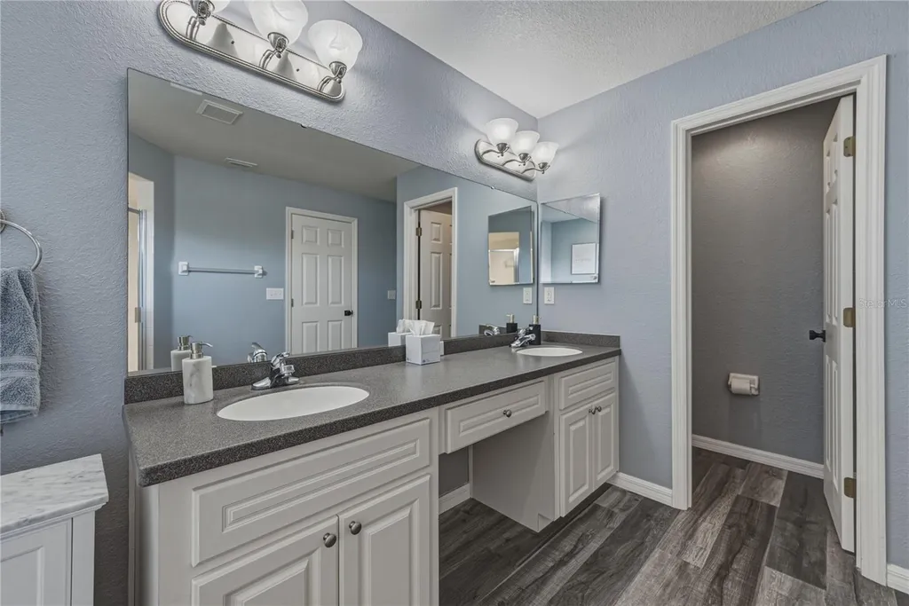 2734 Stonewood Drive Lakeland FL 33810