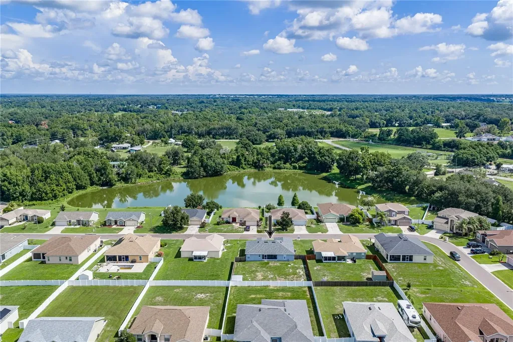2734 Stonewood Drive Lakeland FL 33810