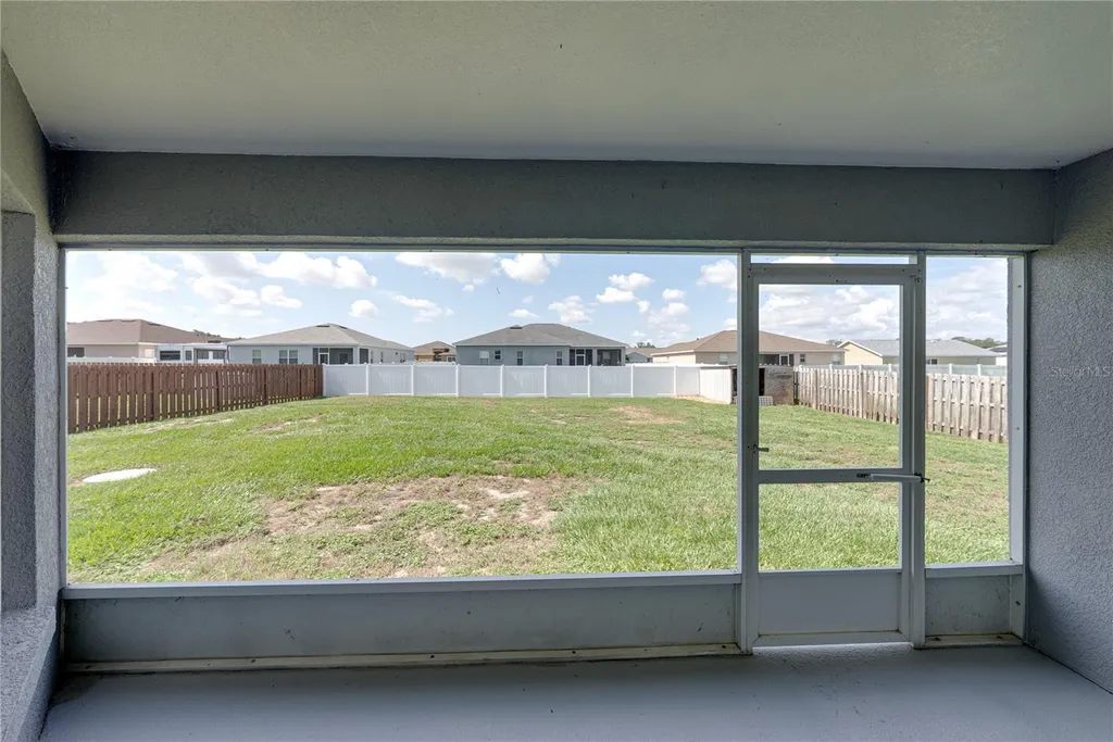 2734 Stonewood Drive Lakeland FL 33810