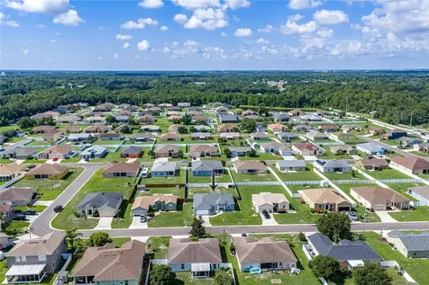 2734 Stonewood Drive Lakeland FL 33810