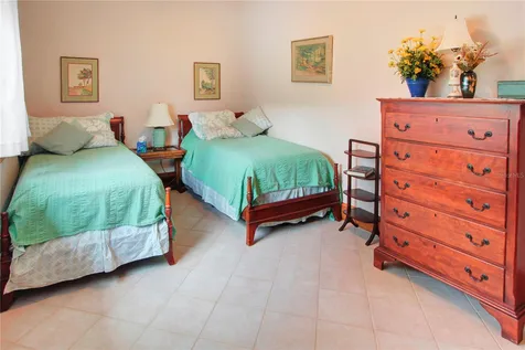 1000 Loves Point Drive Leesburg FL 34748