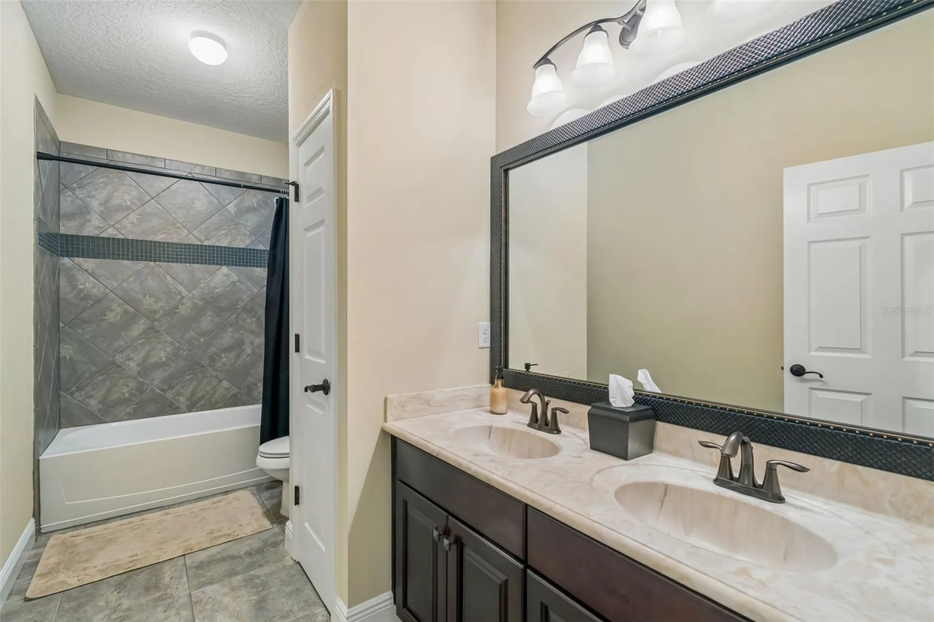 1804 Bella Casa Court Tampa FL 33618