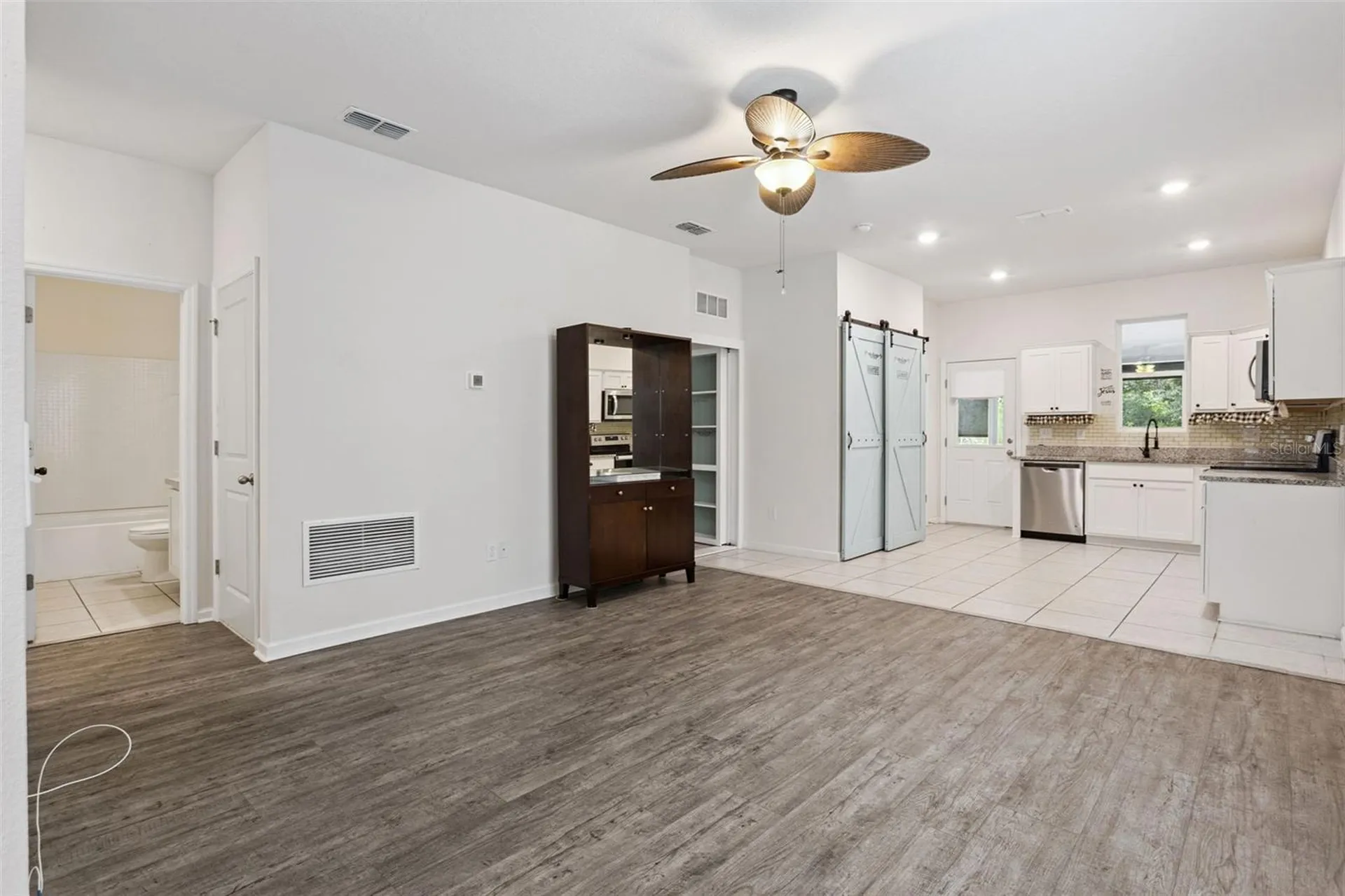 2059 Cades Cove Way Deland FL 32720