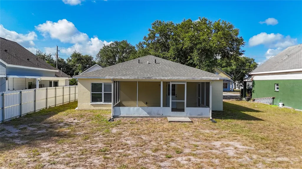 1308 Casa Bonita Avenue Ruskin FL 33570