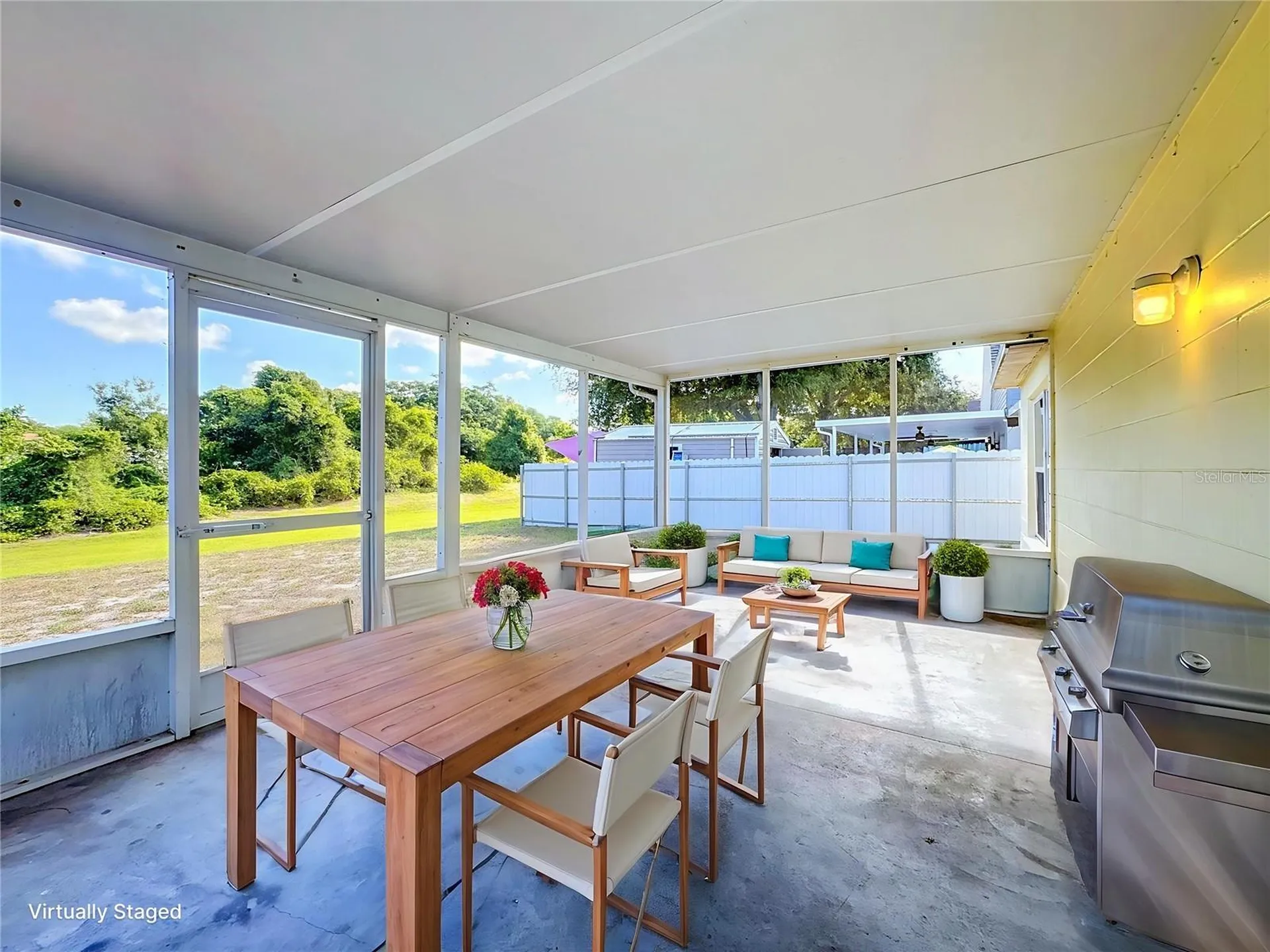 1308 Casa Bonita Avenue Ruskin FL 33570