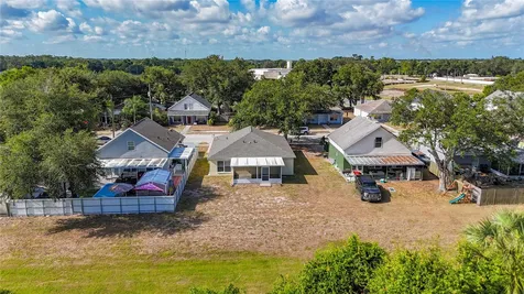 1308 Casa Bonita Avenue Ruskin FL 33570
