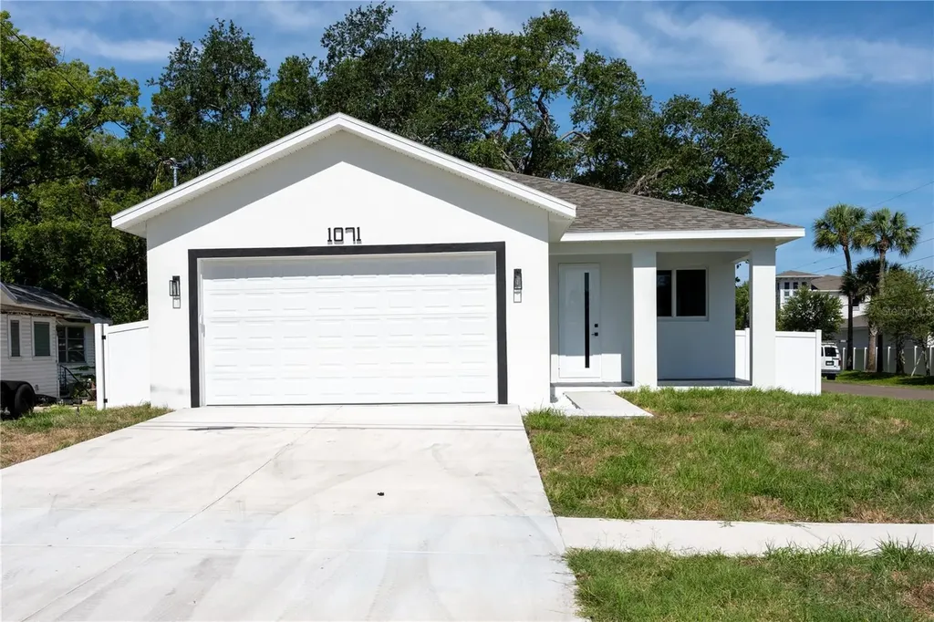 1071 10th Street NW Largo FL 33770