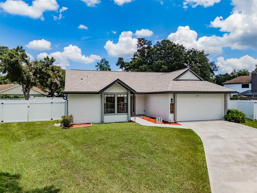 304 Scarlet Oak Court Seffner FL 33584