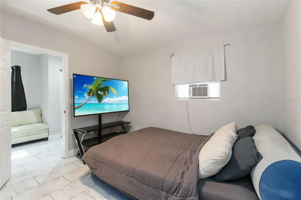809 Columbia Street Orlando FL 32805