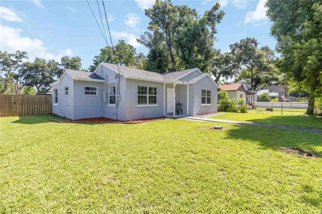 809 Columbia Street Orlando FL 32805