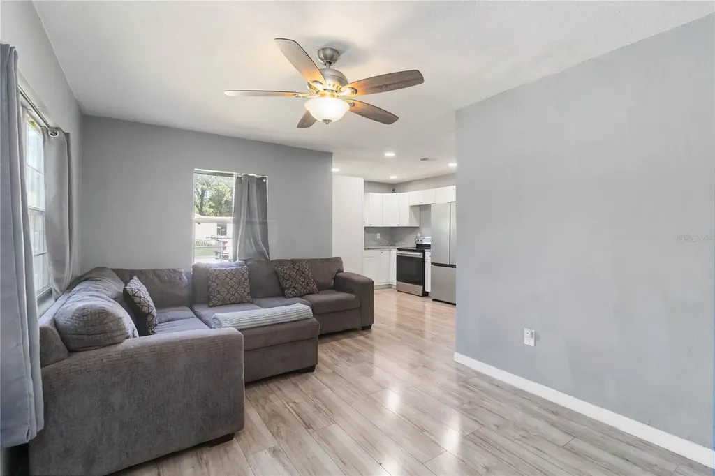 809 Columbia Street Orlando FL 32805