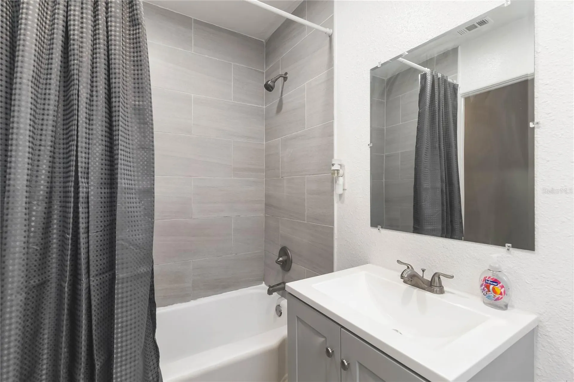 809 Columbia Street Orlando FL 32805