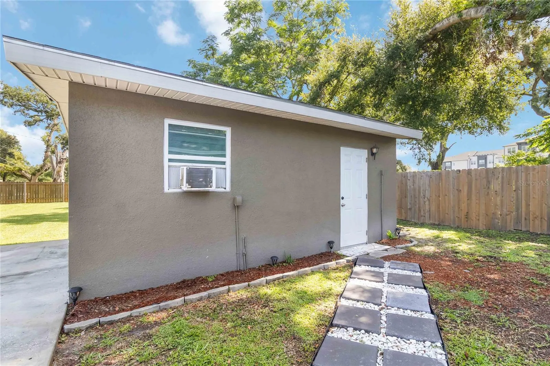 809 Columbia Street Orlando FL 32805
