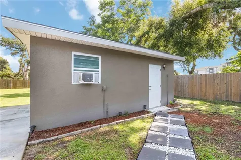 809 Columbia Street Orlando FL 32805