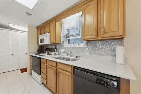 530 Tivoli Park Drive Davenport FL 33897